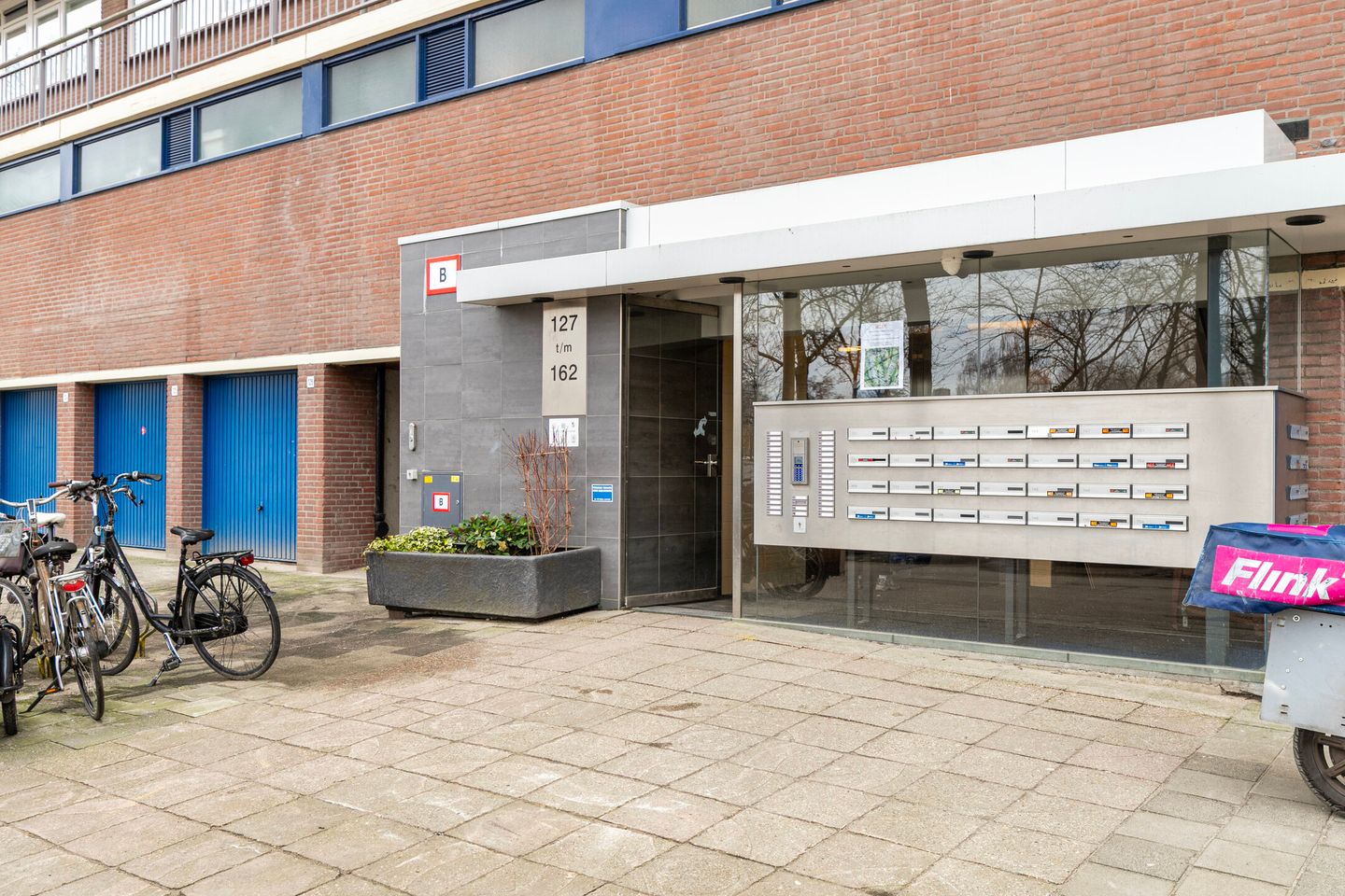 Foto 5 van Valeriusrondeel 143