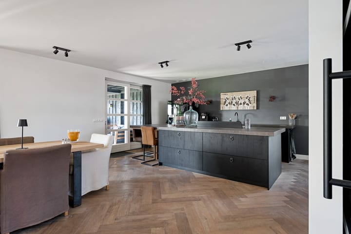 Foto 16 van Ringfeartstrjitte 14