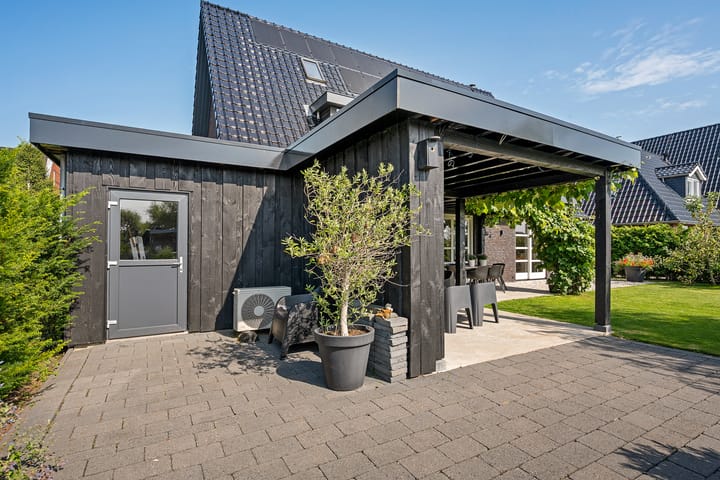 Foto 23 van Ringfeartstrjitte 14