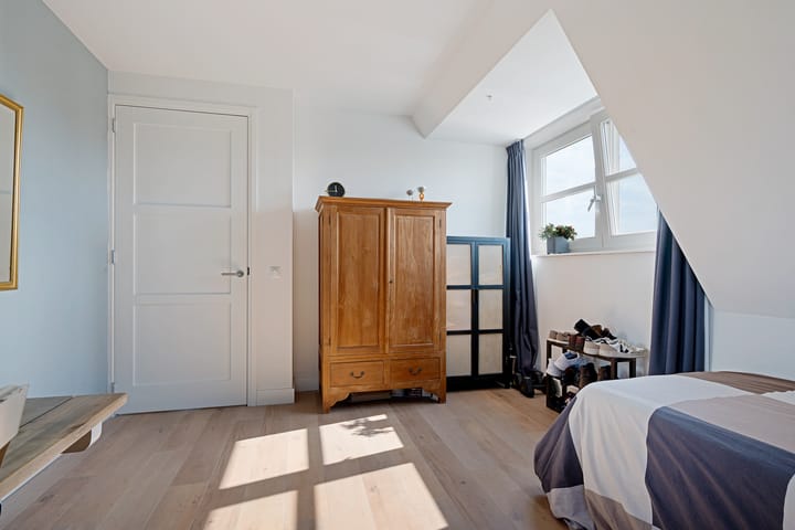 Foto 32 van Ringfeartstrjitte 14