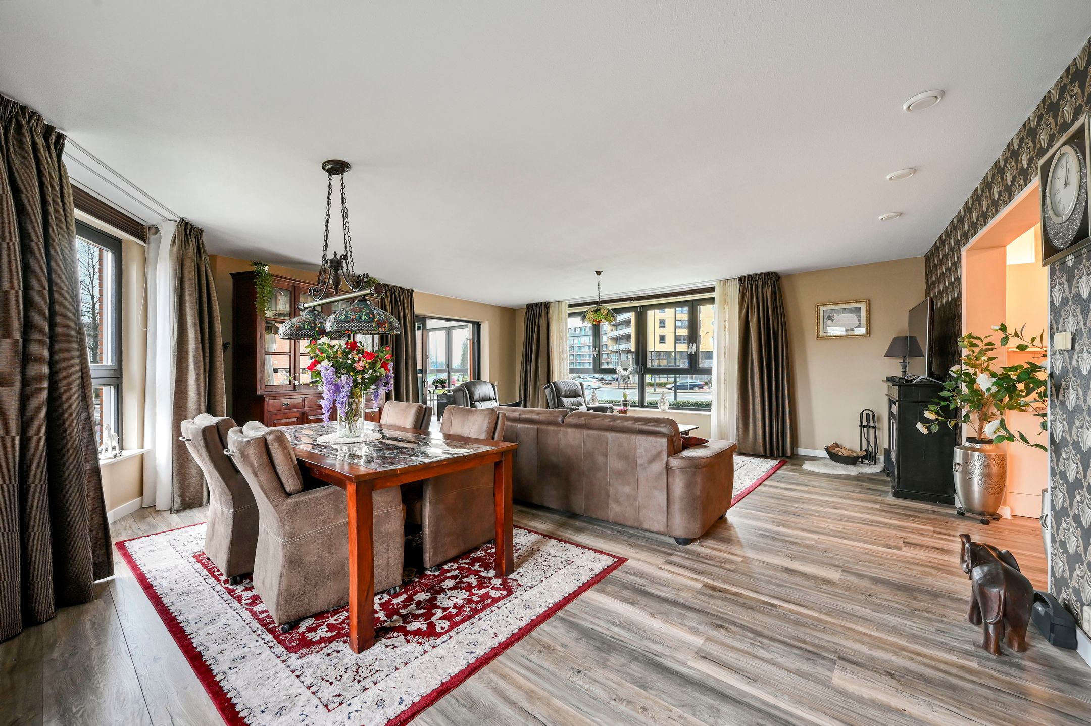 Foto 3 van Peter van Anrooylaan 161