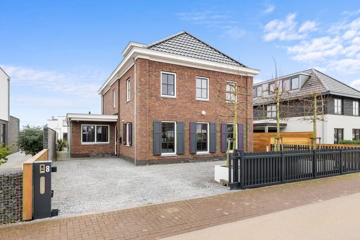 Foto 1 van Regina Verweykade 8