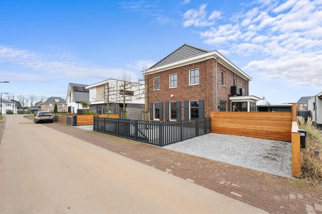 Foto 8 van Regina Verweykade 8