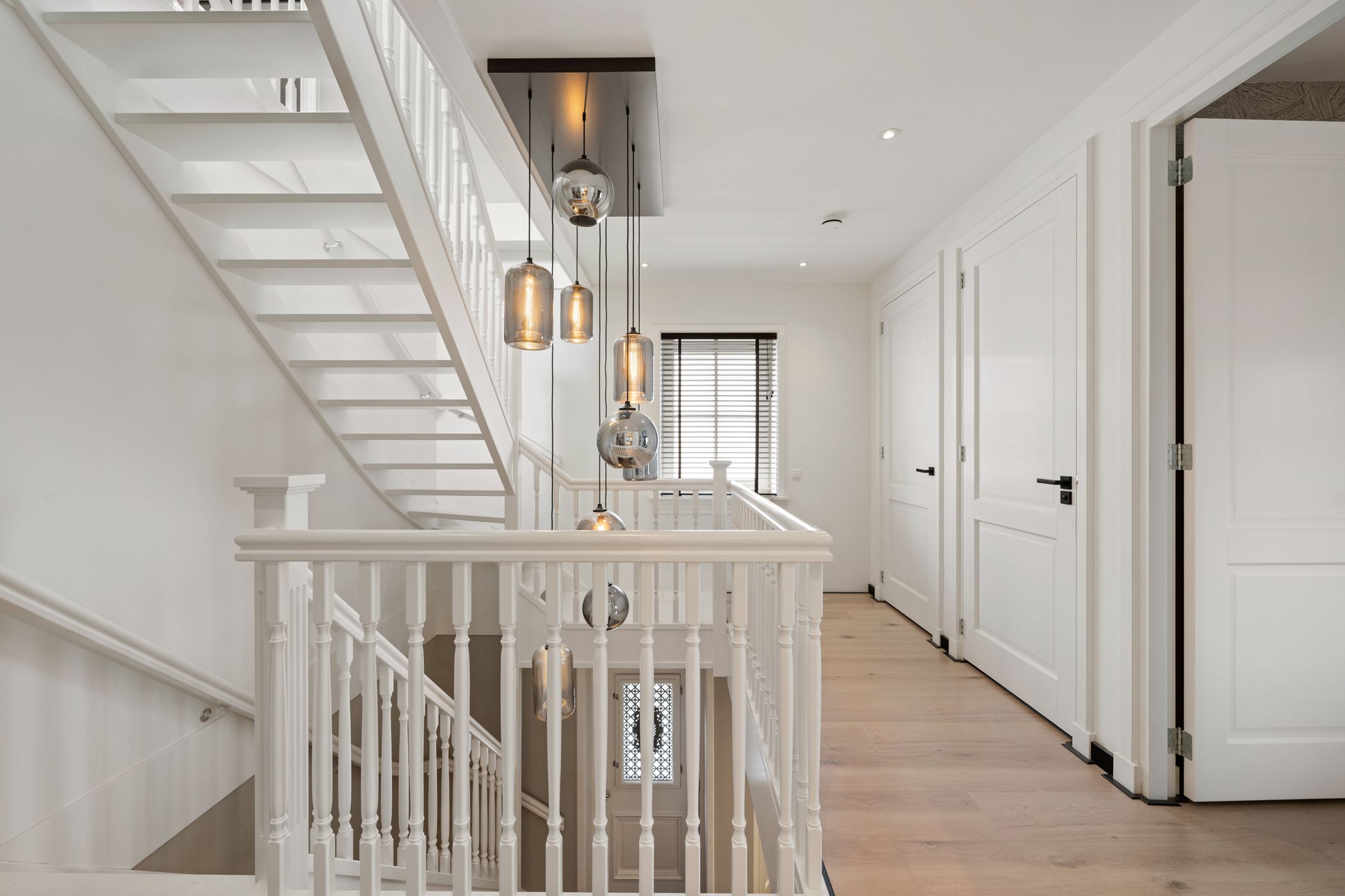 Foto 33 van Regina Verweykade 8