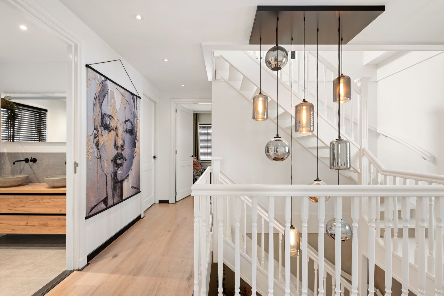 Foto 34 van Regina Verweykade 8