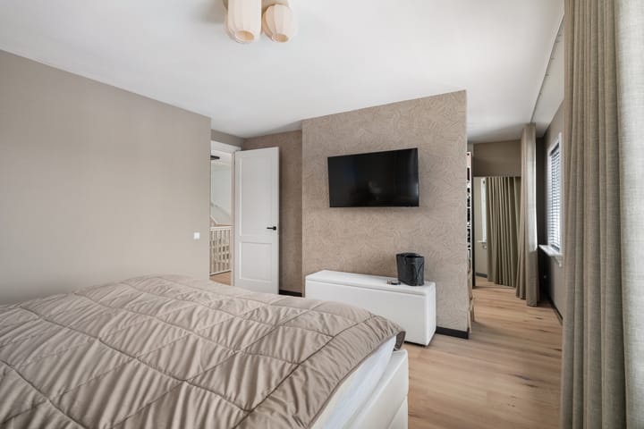 Foto 37 van Regina Verweykade 8