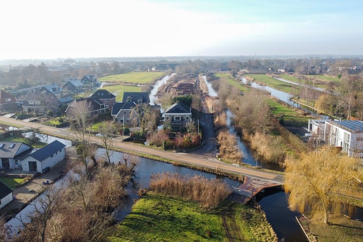 Photo 3 of Demmerik 46-A