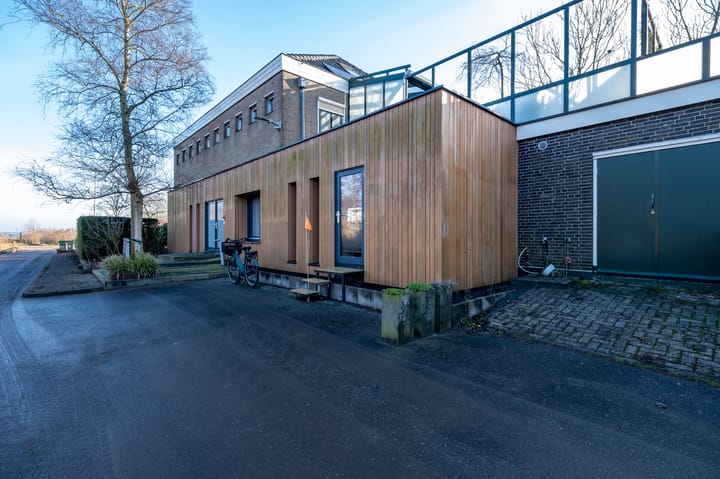 Photo 5 of Demmerik 46-A