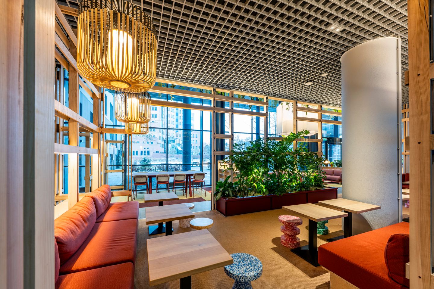 View photo 4 of Kingsfordweg 43