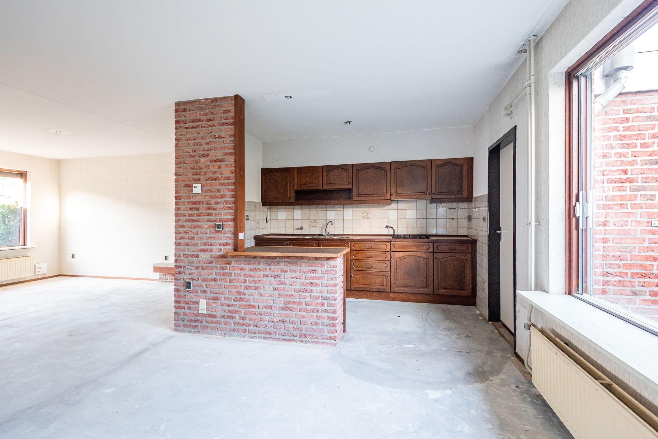 Foto 3 van Weegbree 16