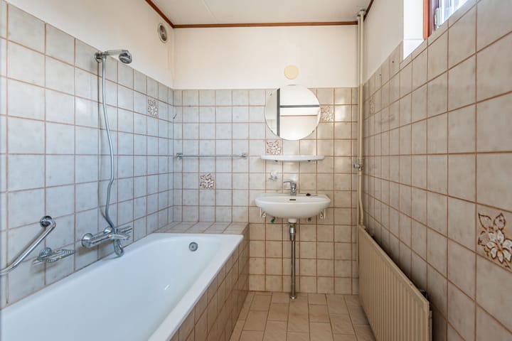 Photo 23 of Weegbree 16