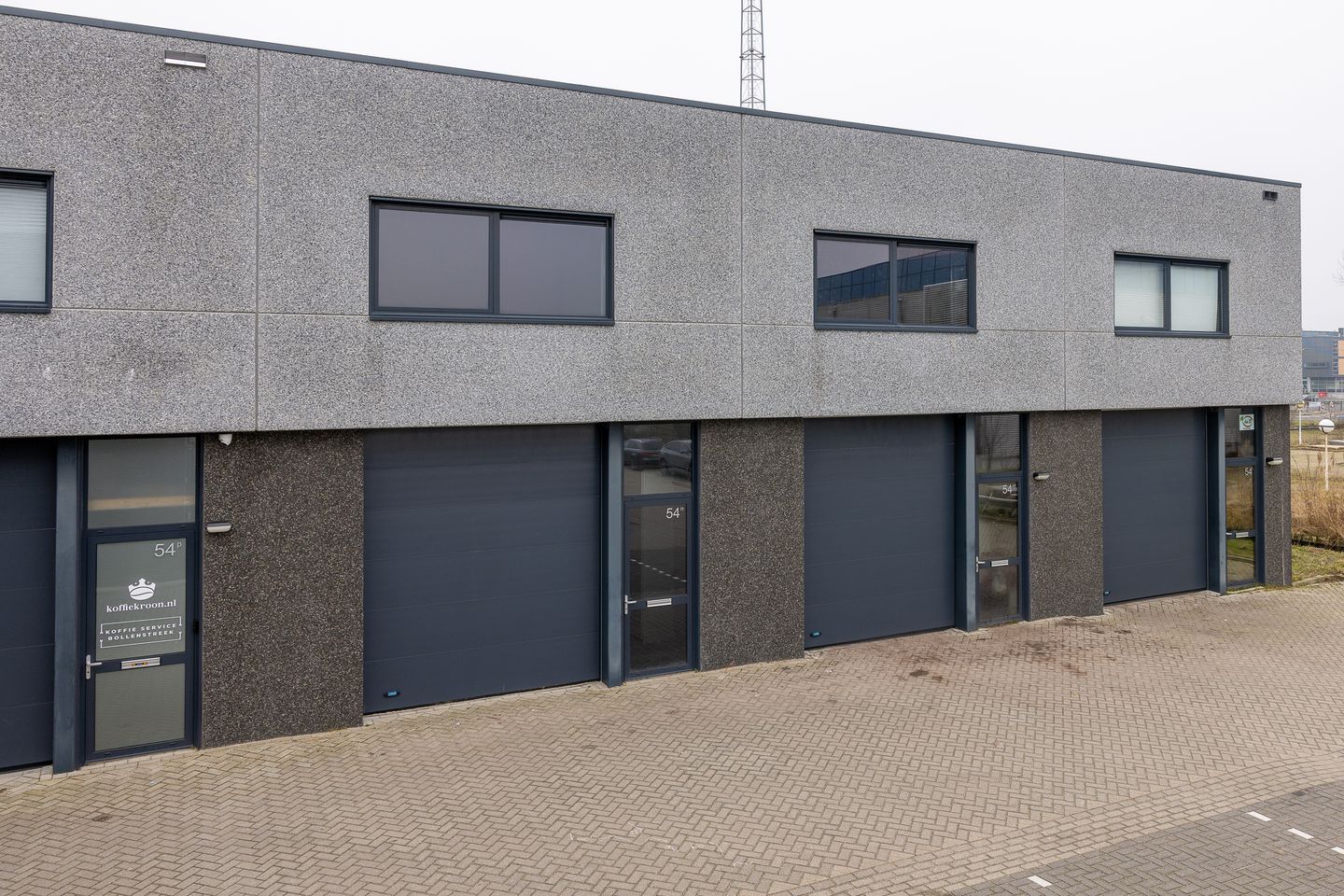 View photo 3 of Vennestraat 54-N