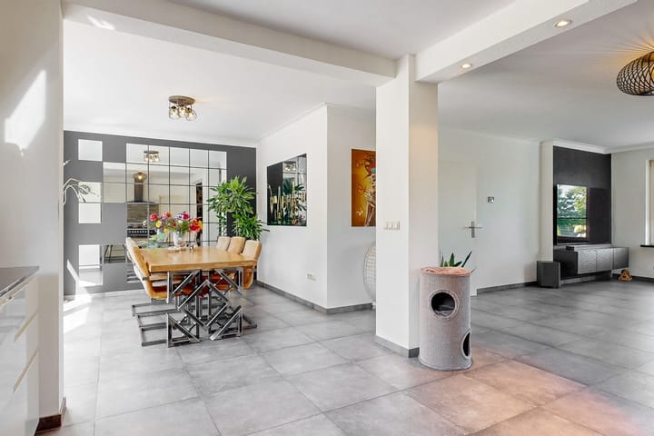 Foto 7 van Rijksweg 49-A