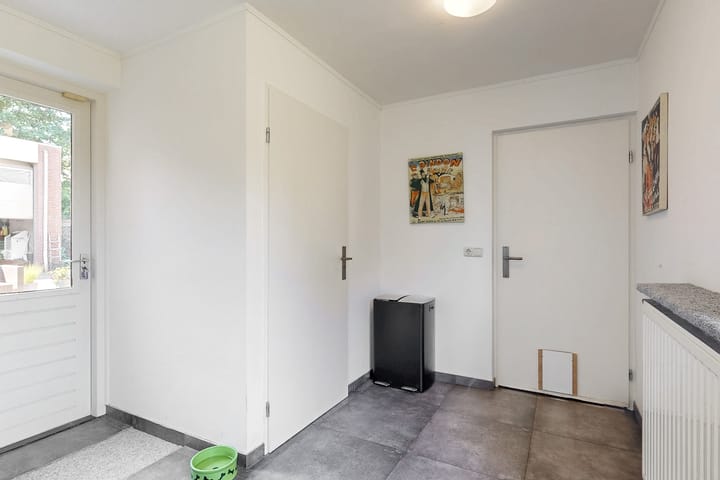 Foto 12 van Rijksweg 49-A