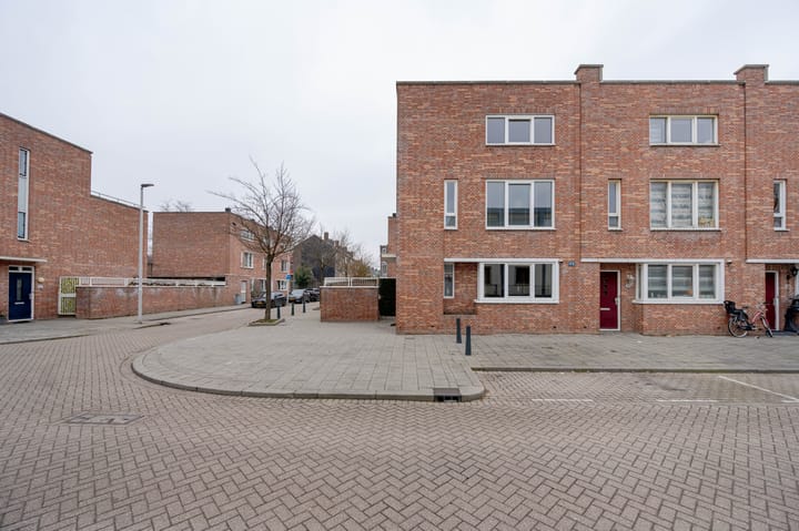 Foto 6 van Nieuwenhoornstraat 146