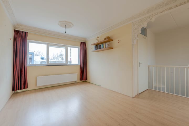 Foto 26 van Nieuwenhoornstraat 146