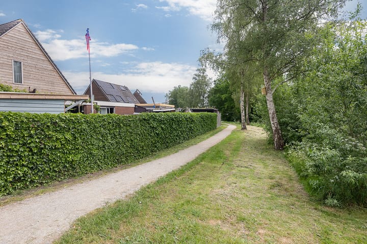 Photo 4 of Trekker 2