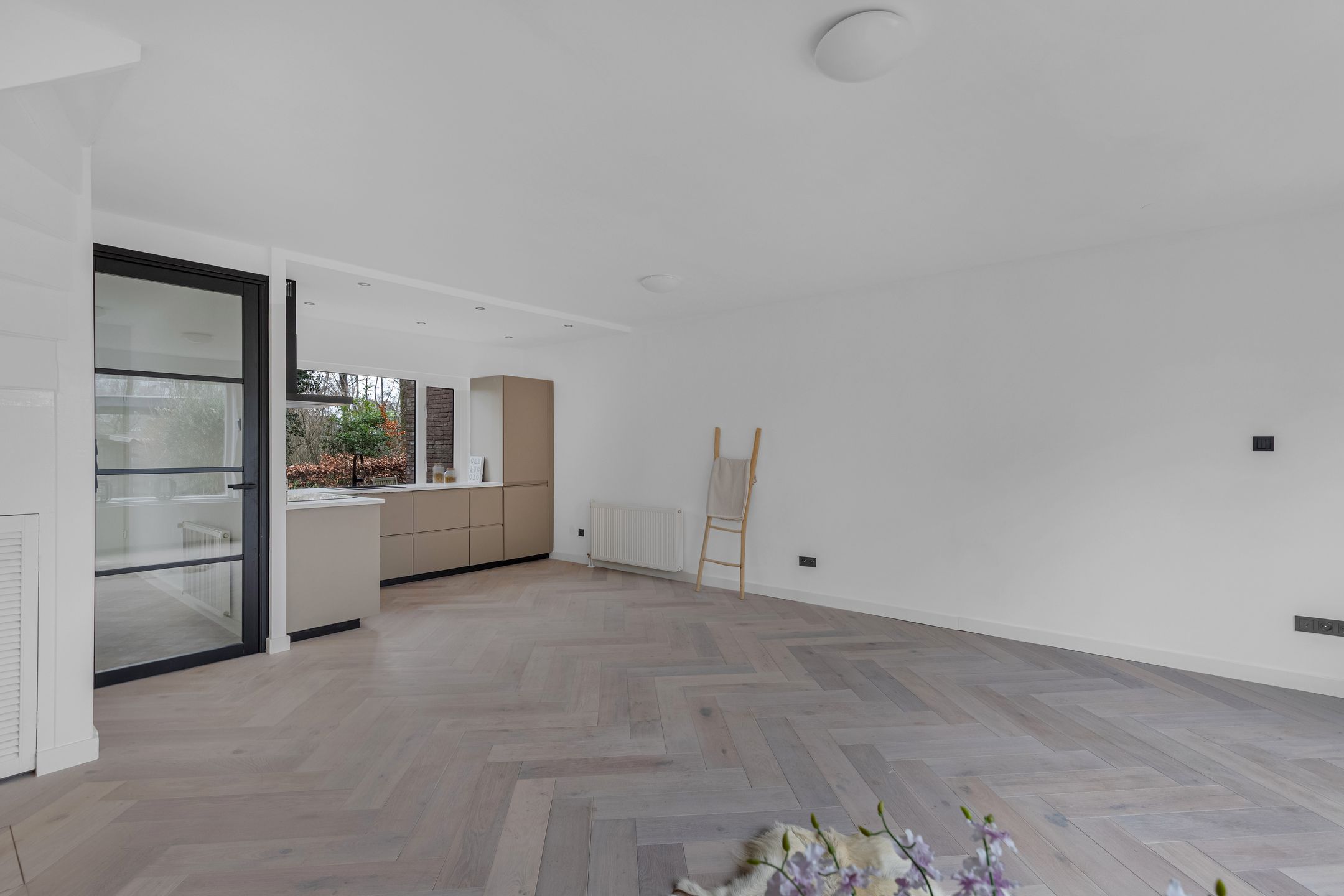 Foto 12 van Poolvos 47