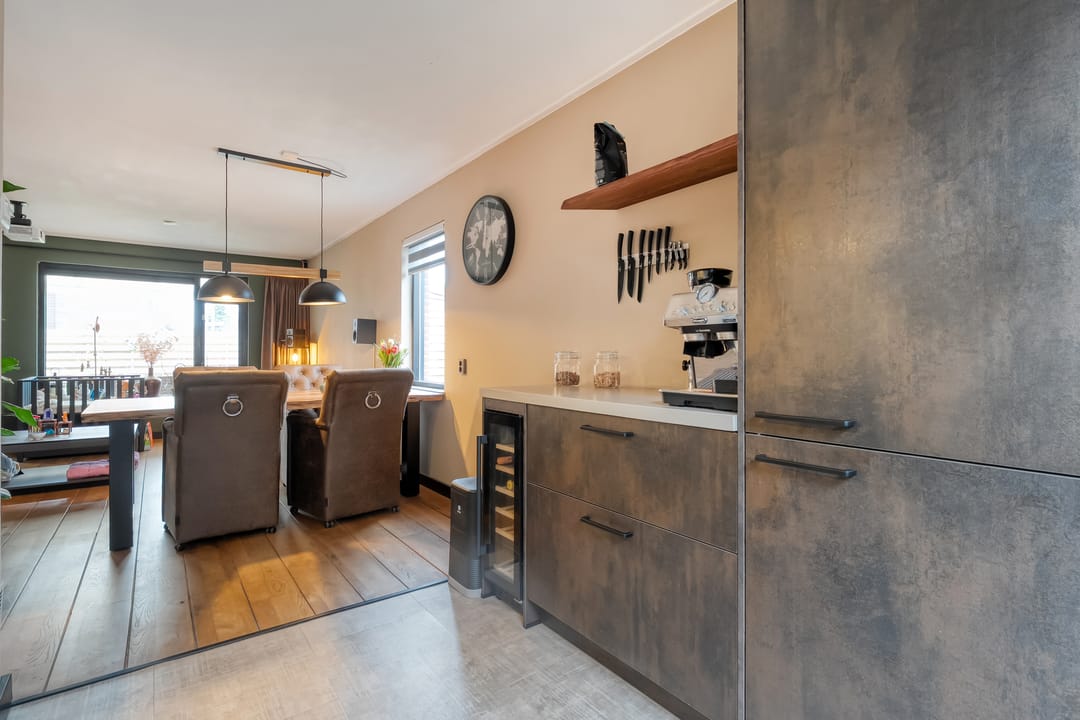 Photo 8 of Curiestraat 211