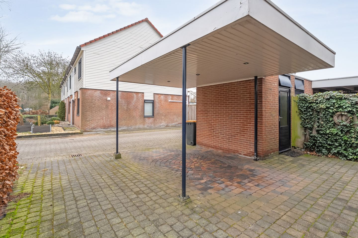 Photo 34 of Curiestraat 211