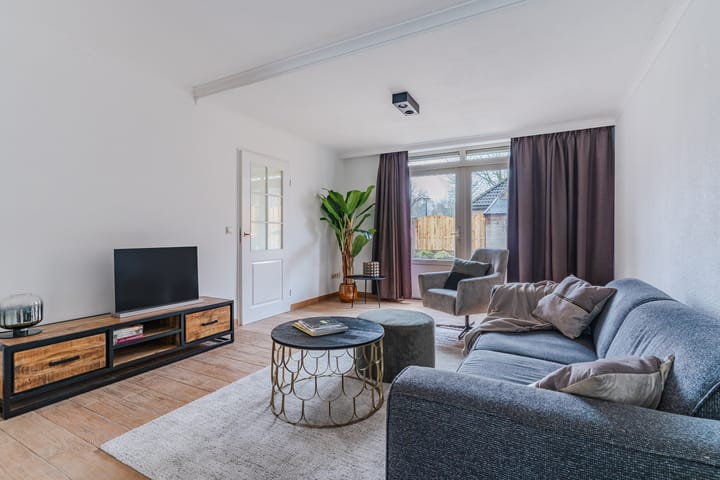 Foto 14 van Klaproos 40