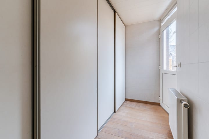 Foto 17 van Klaproos 40