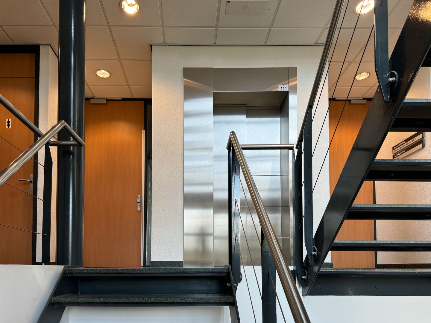 View photo 4 of Leeuwenveldseweg 16 K