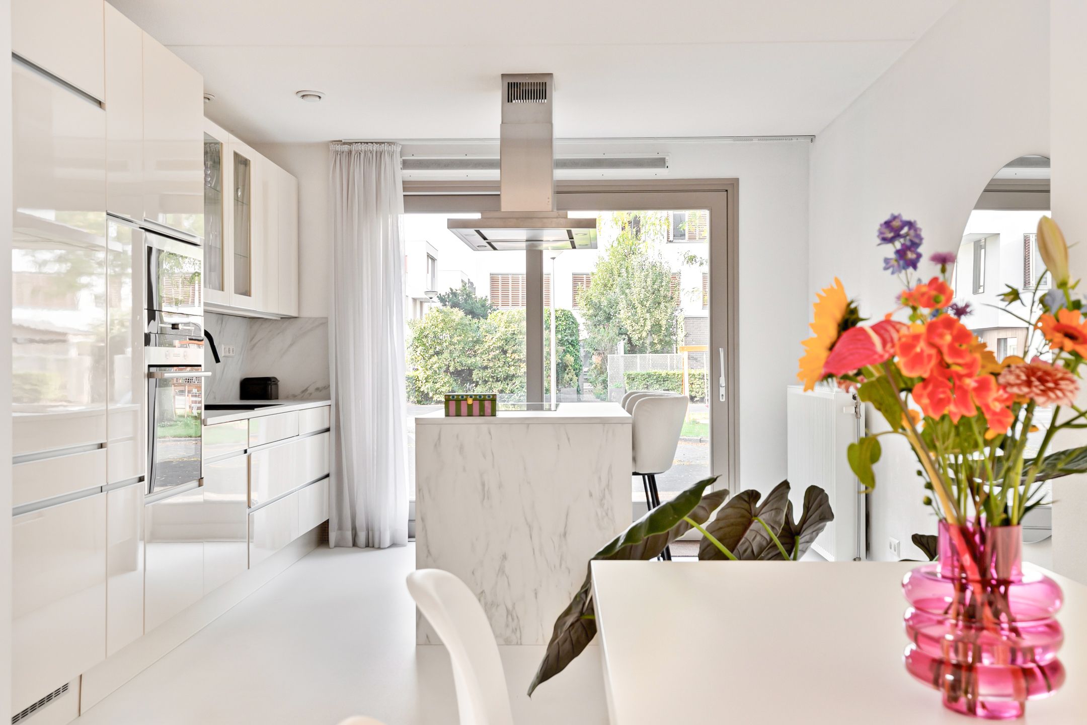 Photo 9 of Wolbrantskerkweg 125