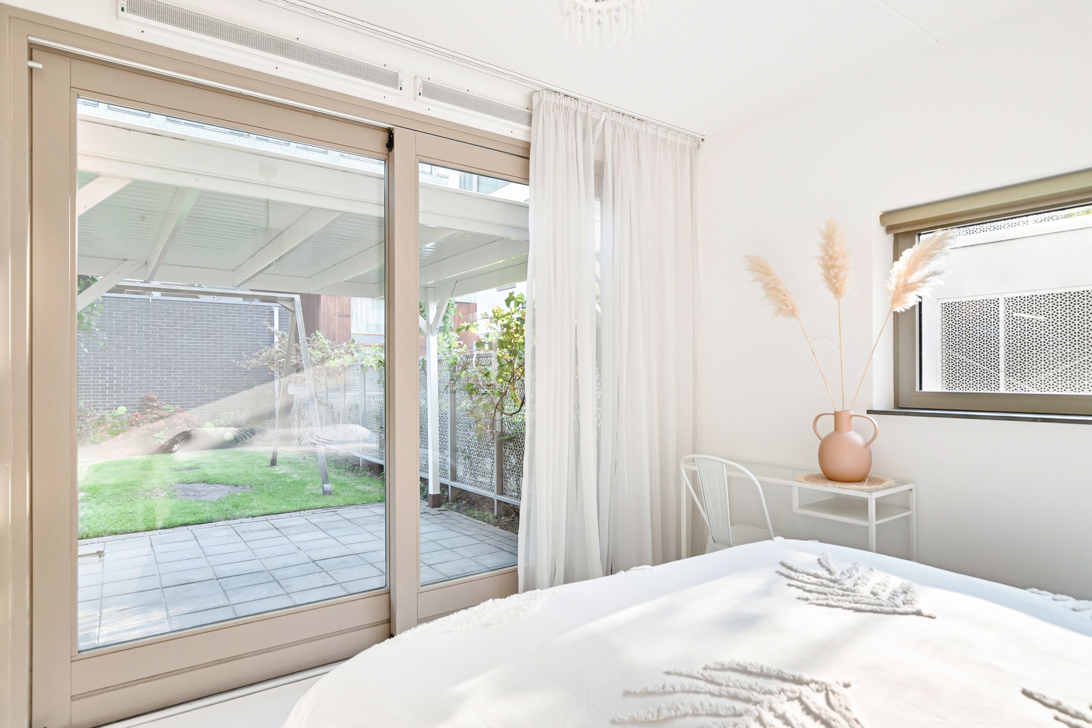 Photo 3 of Wolbrantskerkweg 125