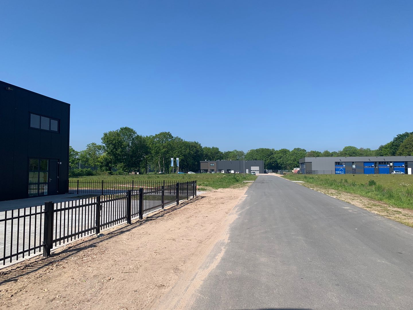 Bekijk foto 2 van Op den Berg 16