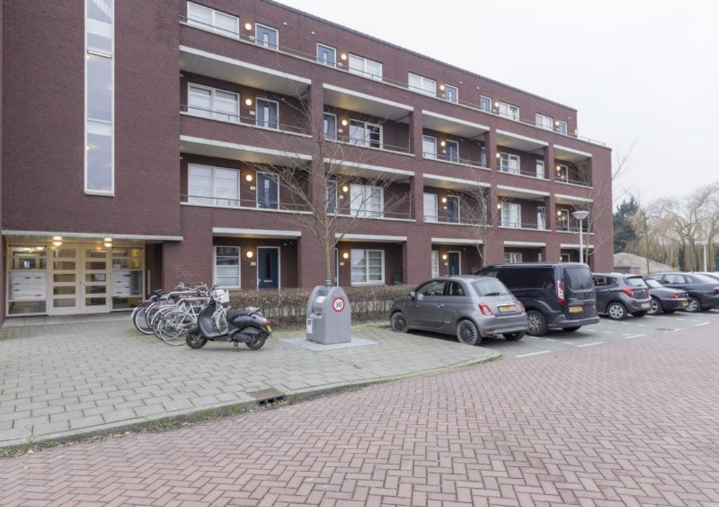 Foto 1 van Westhove 166