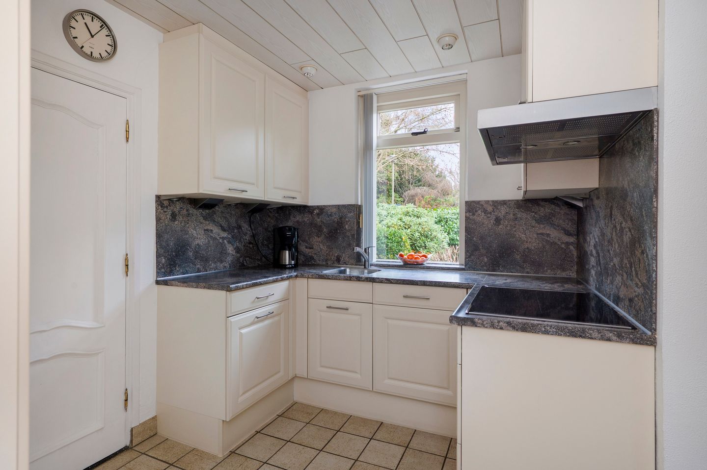 Foto 4 van Meeuwenlaan 12