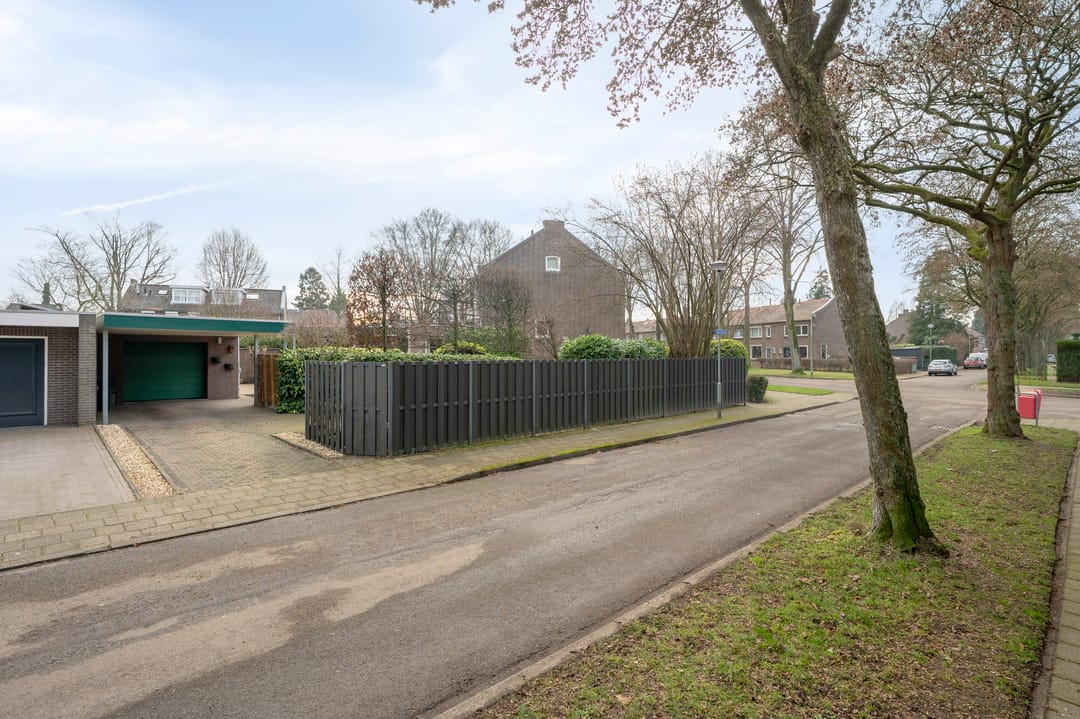 Foto 7 van Meeuwenlaan 12