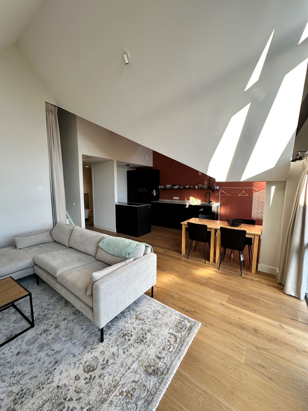 Bovenwoning aan West 49-P, Avenhorn
