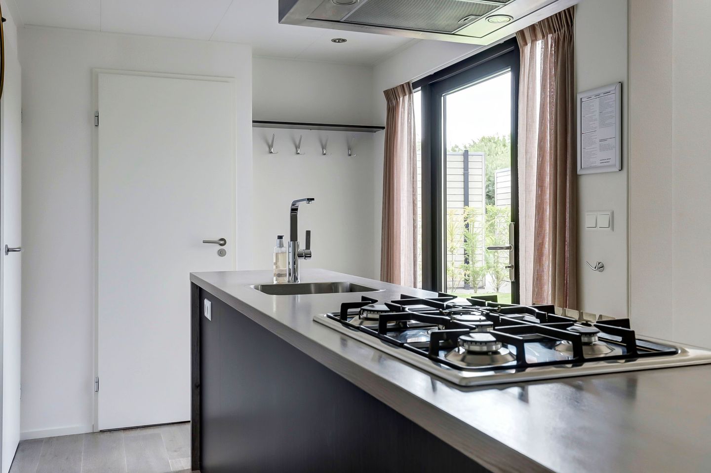 Foto 10 van Randmeerweg 14-0011