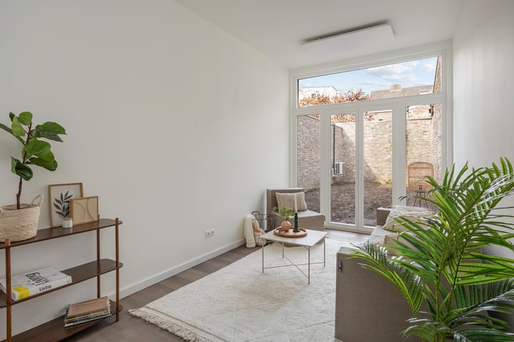 Photo 4 of Tongersestraat 66-A