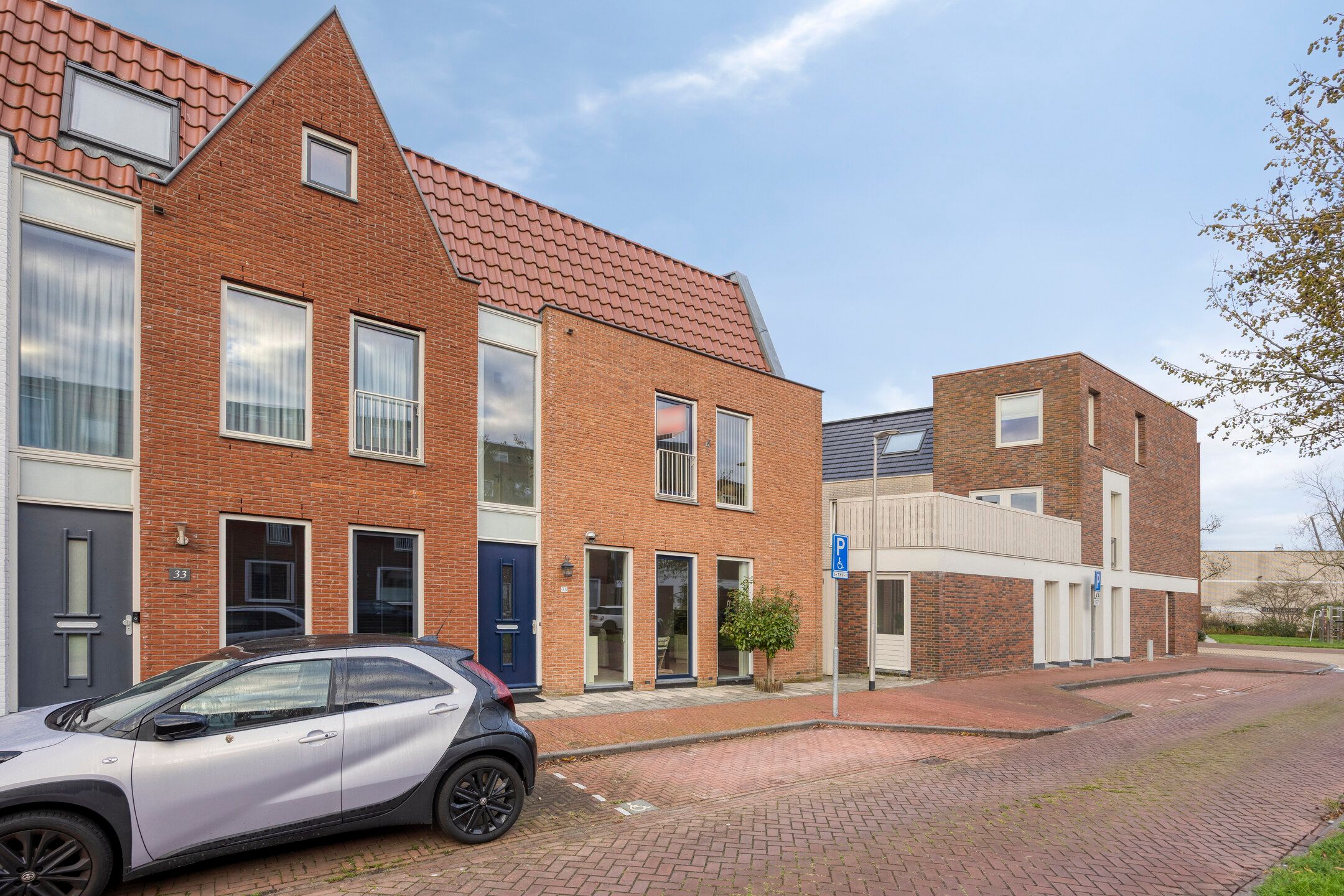 Photo 36 of Chris Lanooystraat 35