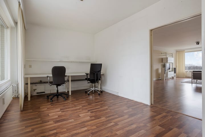 Photo 8 of van Vredenburchweg 459