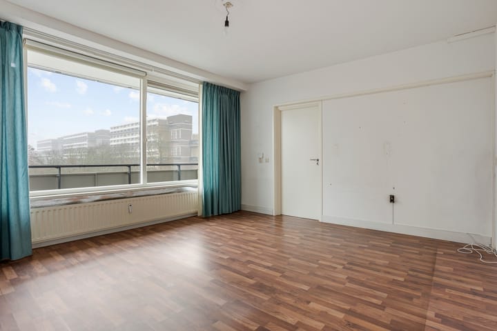 Photo 21 of van Vredenburchweg 459