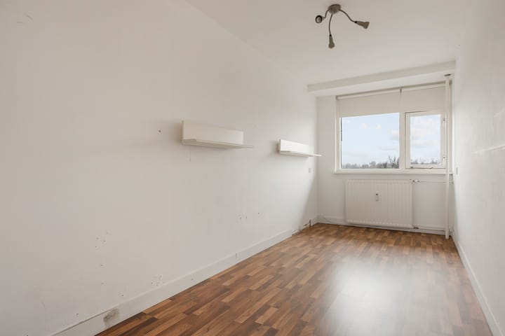 Photo 22 of van Vredenburchweg 459