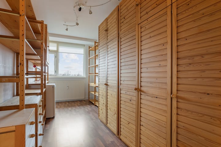 Photo 23 of van Vredenburchweg 459