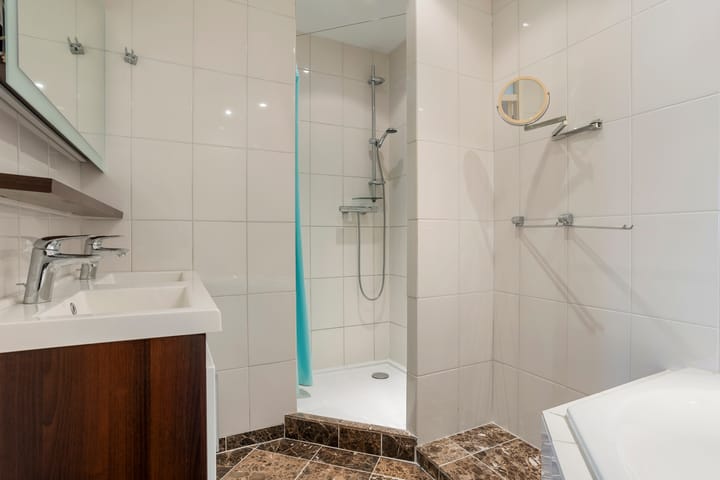 Photo 25 of van Vredenburchweg 459