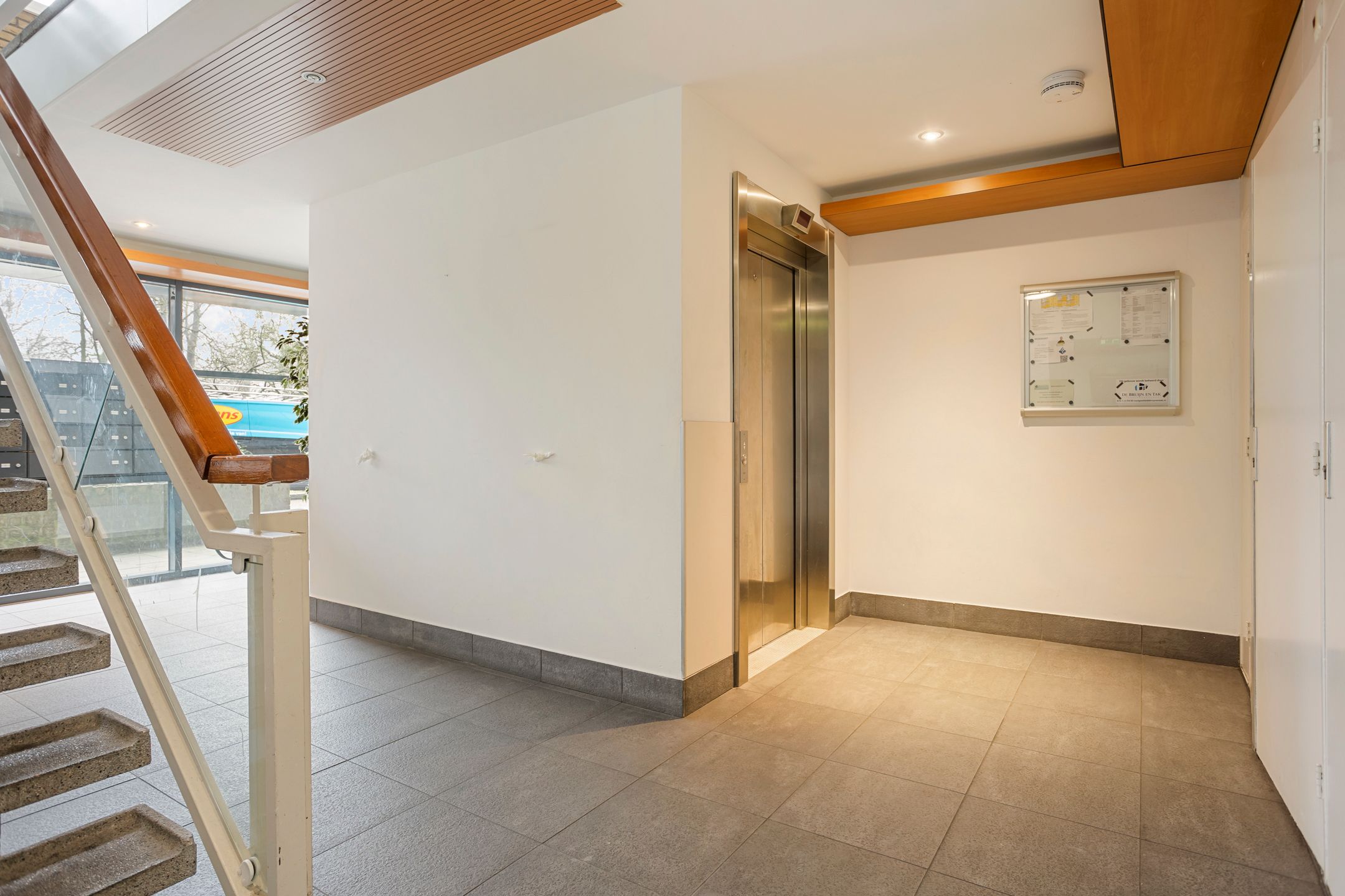 Foto 36 van van Vredenburchweg 459