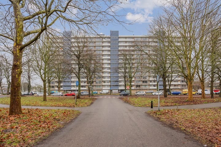 Photo 40 of van Vredenburchweg 459