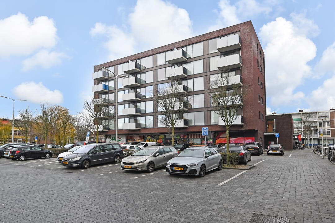 Foto 1 van Ambachtsgaarde 210
