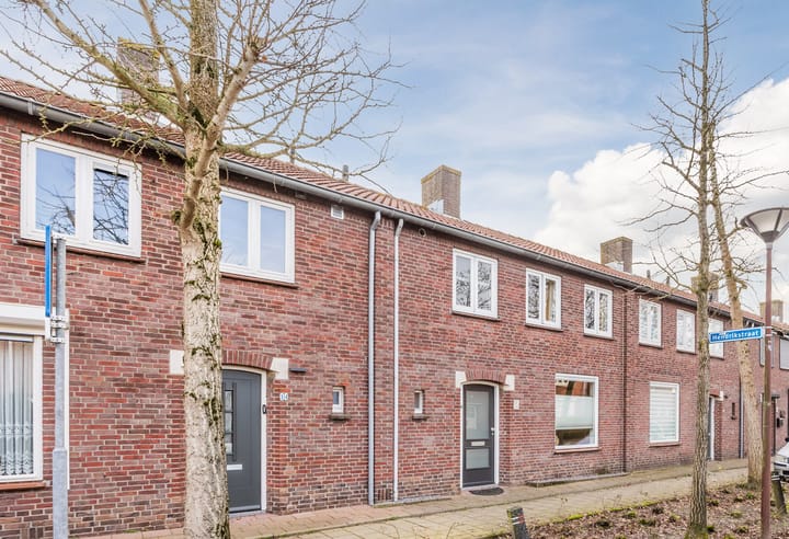 Beatrixstraat 12