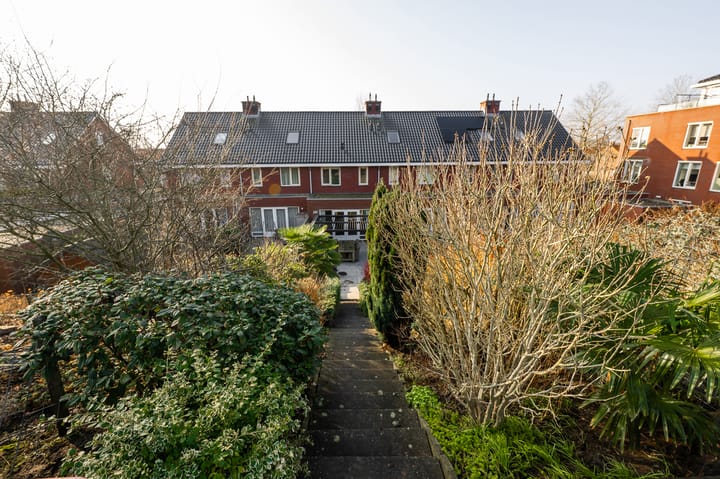 Photo 2 of Admiraal de Ruyterlaan 12-C