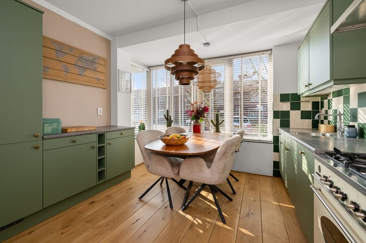 Photo 5 of Admiraal de Ruyterlaan 12-C