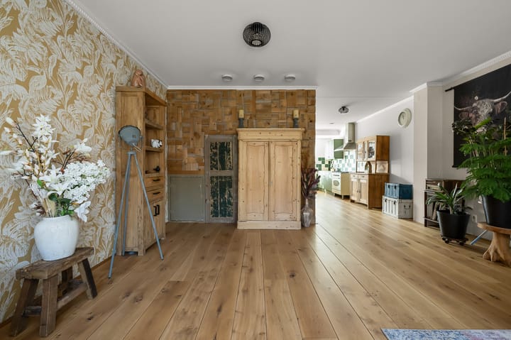 Photo 8 of Admiraal de Ruyterlaan 12-C