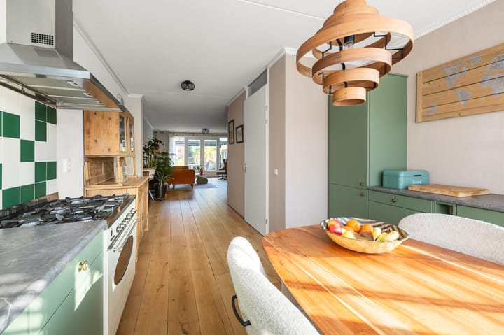 Photo 12 of Admiraal de Ruyterlaan 12-C